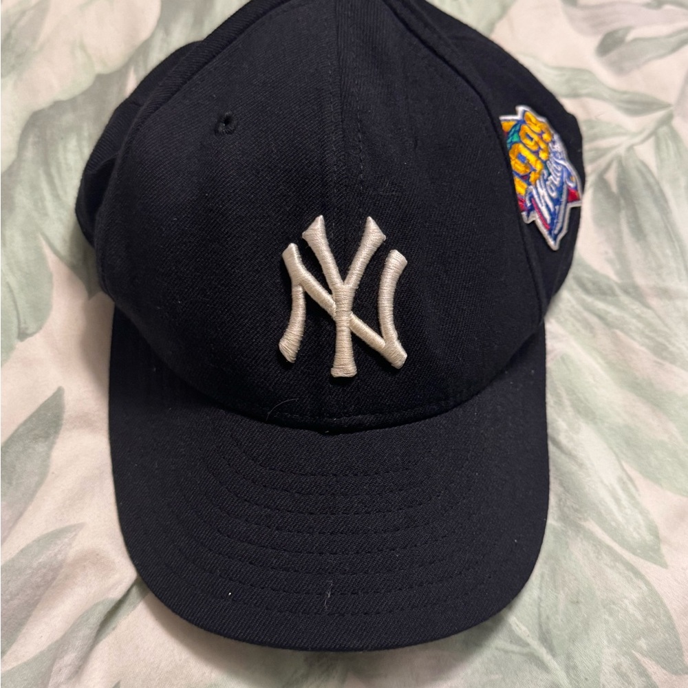 NY Yankees World Series cap 1999